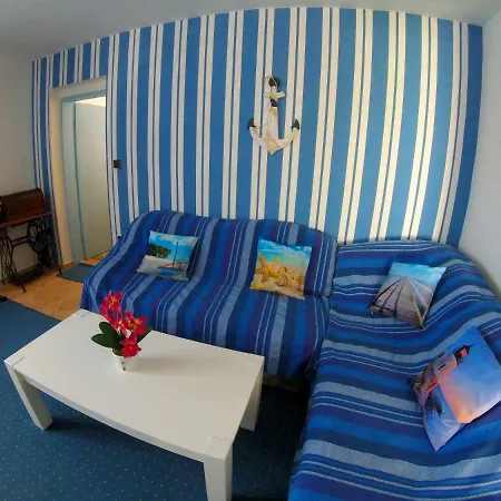 Apartment Romantica *