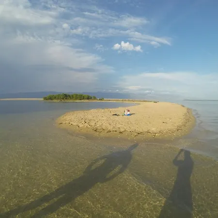 Апартаменты Romantica Sabunike Привлака